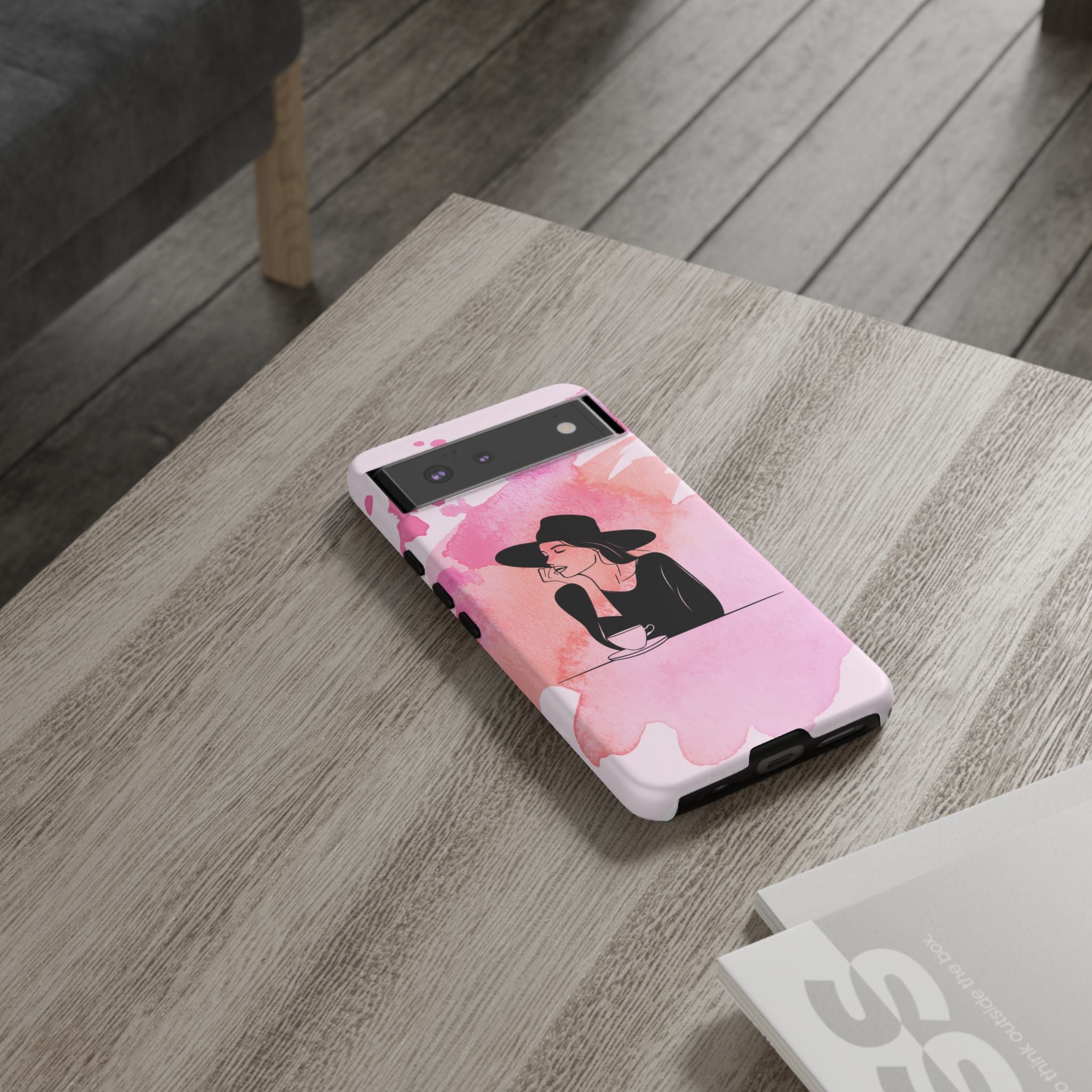 Coque de téléphone — Illustration de femme en aquarelle rose, housse de protection pour amateur de café